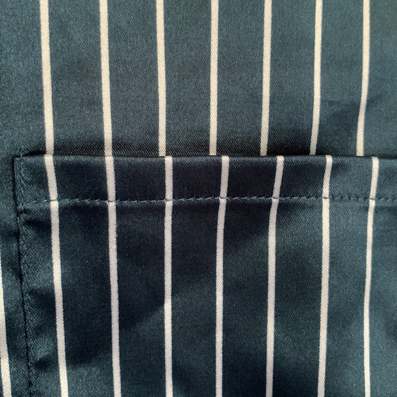 Beautiful Navy Blue and White Striped Short Sleeve Bronze Button Pajama Set 2pc - Picture 3 of 11